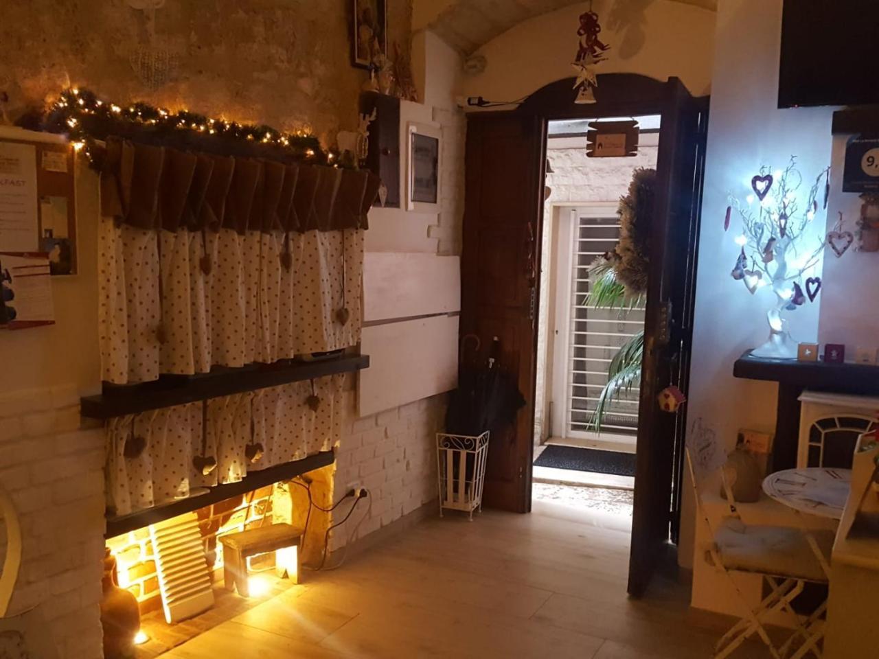 B&B La Maison Del Borgo Antico Бари Экстерьер фото